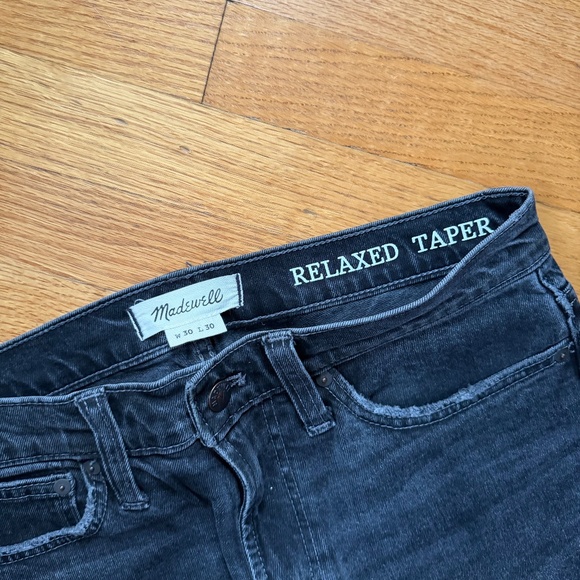 Madewell Relaxed Taper Jeans in Claybrook Wash - Picture 3 of 6